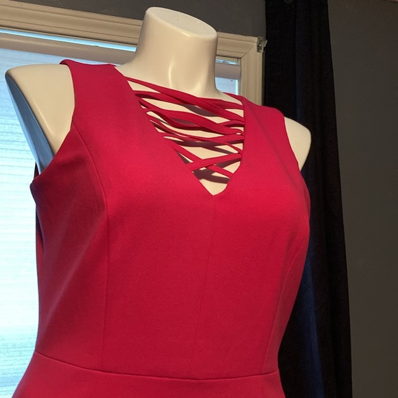 Cage front lined petal pink sleeveless curve fitting dress size 14 - Picture 2 of 5